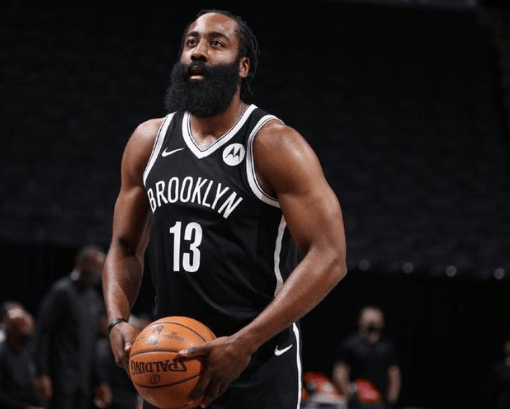  雄鹿队22号是谁 