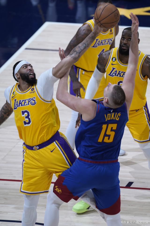 玩加竞技-Rookie关键节点突破纪录，湖人带队取胜！的简单介绍