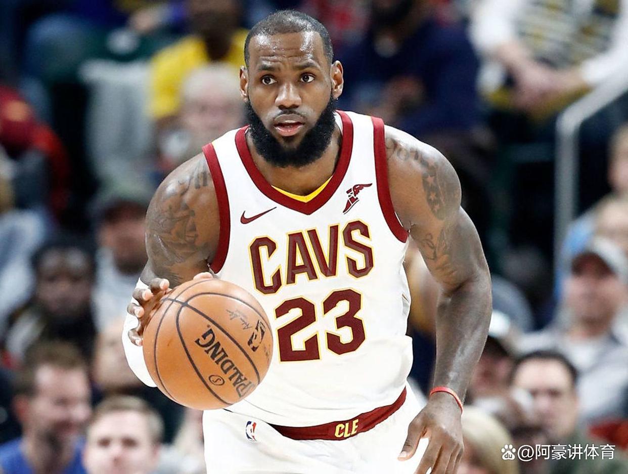 玩加电竞-包含詹姆斯回归赛场，败北首场状态亮眼，勇士观众沸腾！的词条