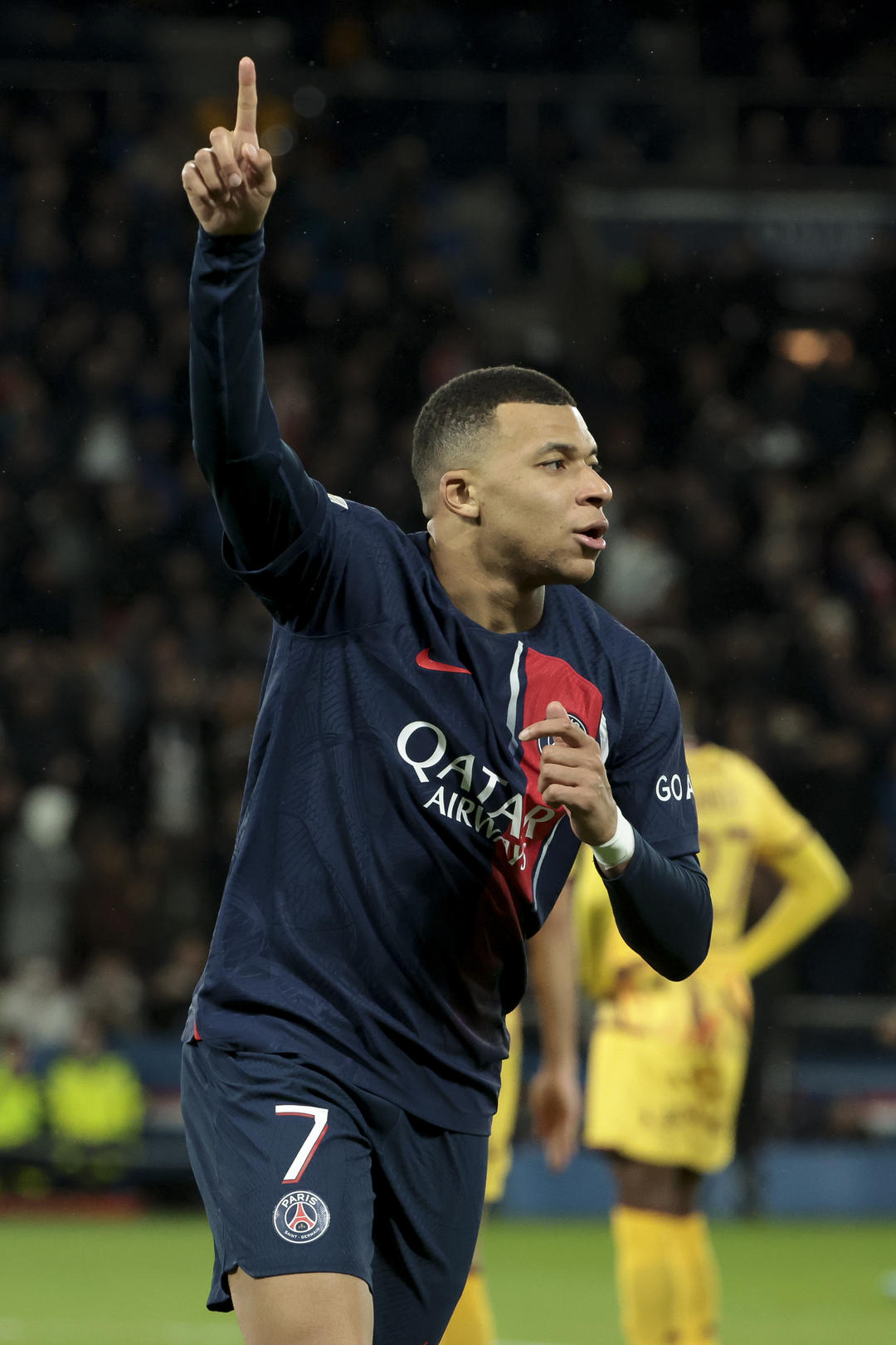 玩加电竞-关于姆巴佩迎来十二赛季高光表现，加拿大队球迷沸腾！的信息