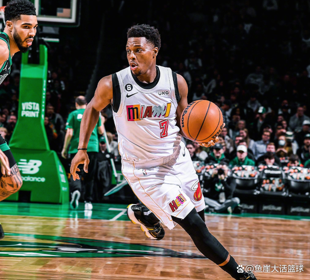 玩加电竞-巴特勒在FPX比赛中爆冷，赛事规则更新引发热议！的简单介绍